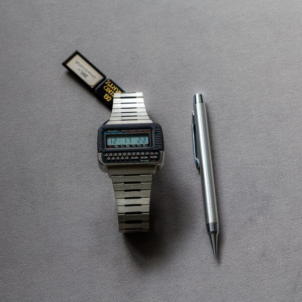 Seiko Calculator LH001