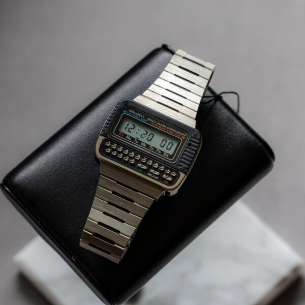 Seiko Calculator LH001