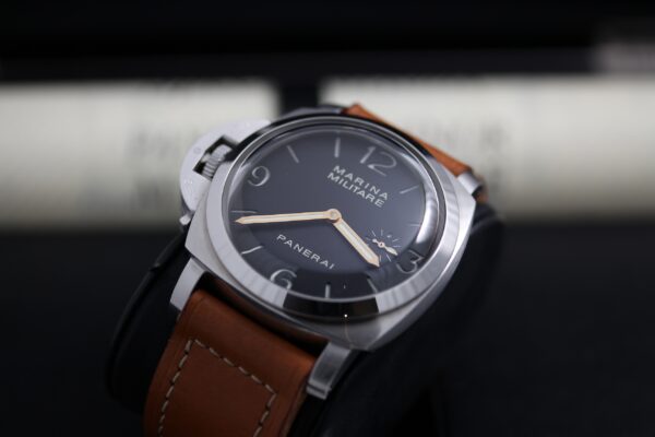 Panerai Luminor Marina Special Editions Marina Militare "Destro" PAM217