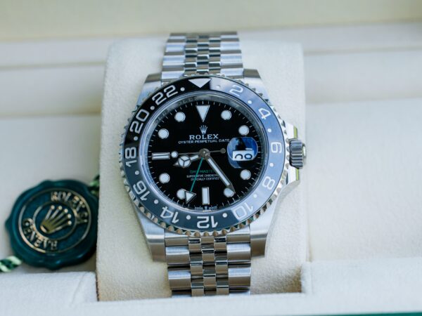 Rolex GMT-Master II "Bruce Wayne" - 126710GRNR