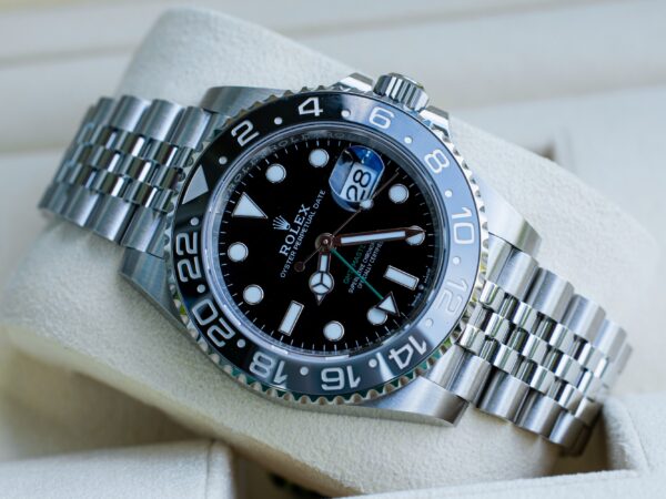 Rolex GMT-Master II "Bruce Wayne" - 126710GRNR