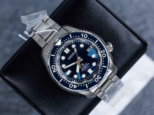 Seiko Marinemaster SLA023 - Blue