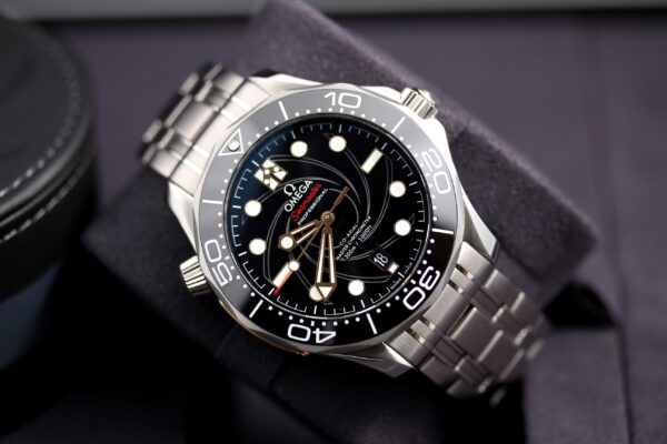 Omega Seamaster Diver 300 M James Bond Limited Edition - 50th Anniversary