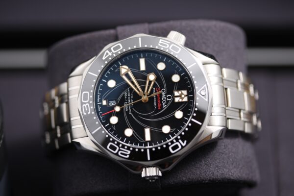 Omega Seamaster Diver 300 M James Bond Limited Edition - 50th Anniversary