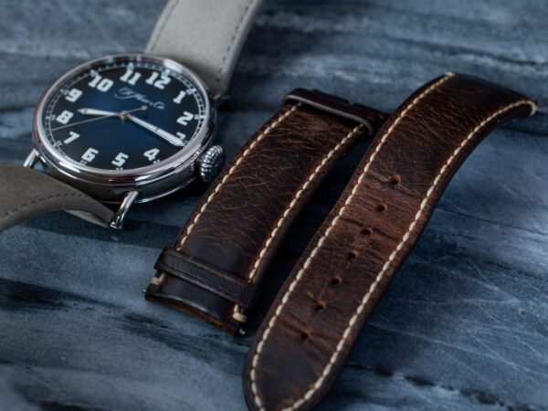 H.Moser & Cie. Centre Seconds Funky Blue Heritage