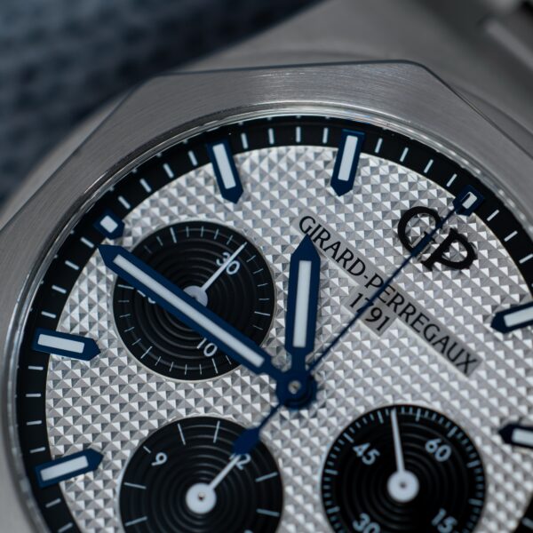 Girard Perregaux Laureato Chronograph Panda