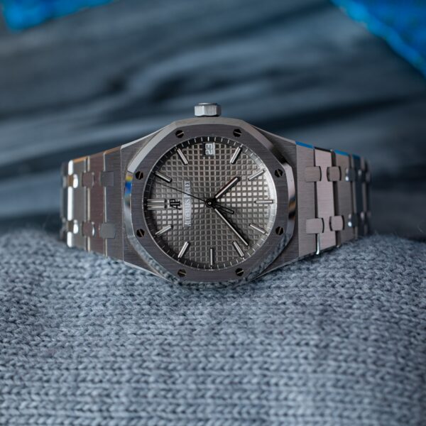 Audemars Piguet Royal Oak 41 - Grey dial