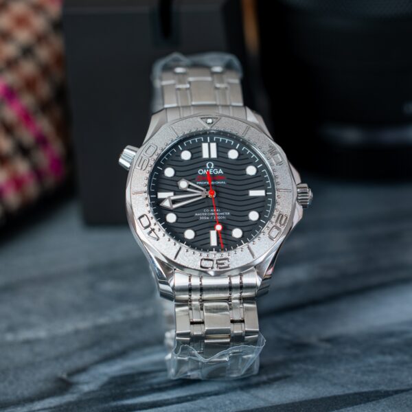 Omega Seamaster Diver 300M Co-Axial Master Chronometer – Nekton Edition