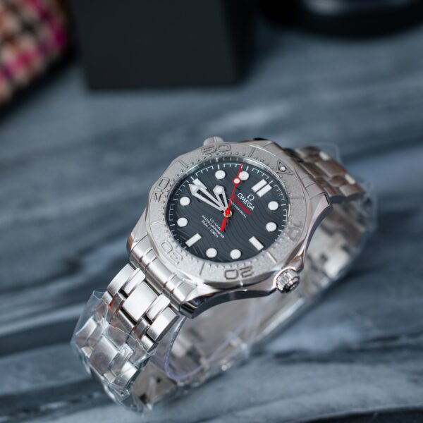 Omega Seamaster Diver 300M Co-Axial Master Chronometer – Nekton Edition