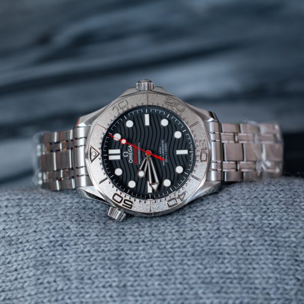 Omega Seamaster Diver 300M Co-Axial Master Chronometer – Nekton Edition