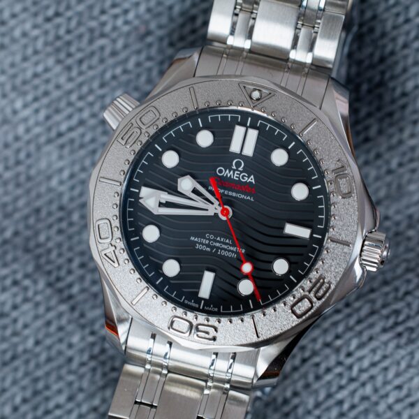 Omega Seamaster Diver 300M Co-Axial Master Chronometer – Nekton Edition