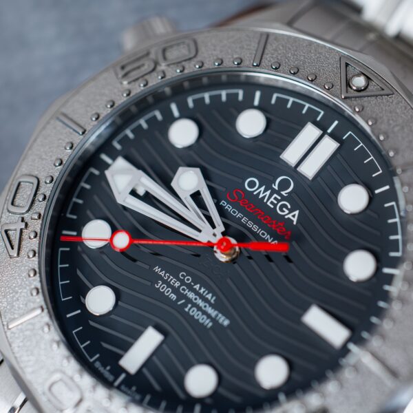 Omega Seamaster Diver 300M Co-Axial Master Chronometer – Nekton Edition