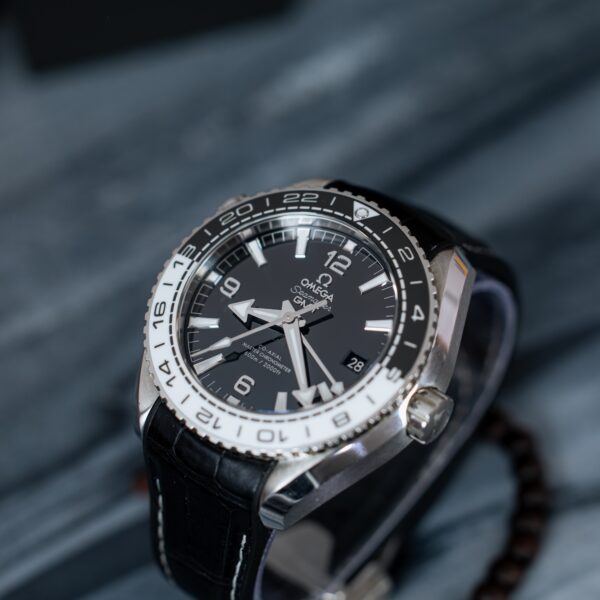 Omega Seamaster Planet Ocean GMT - Black & White
