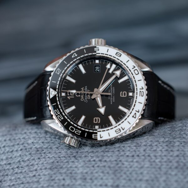 Omega Seamaster Planet Ocean GMT - Black & White