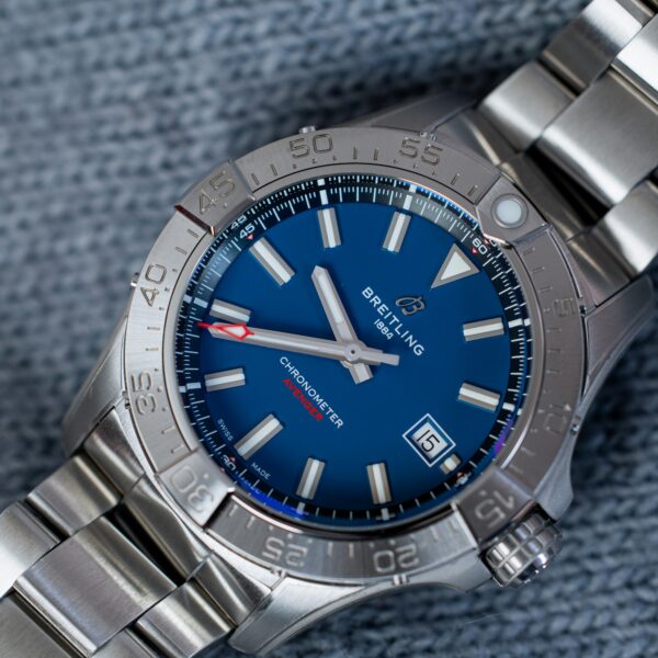Breitling Avenger Automatic 42 – Blue Dial