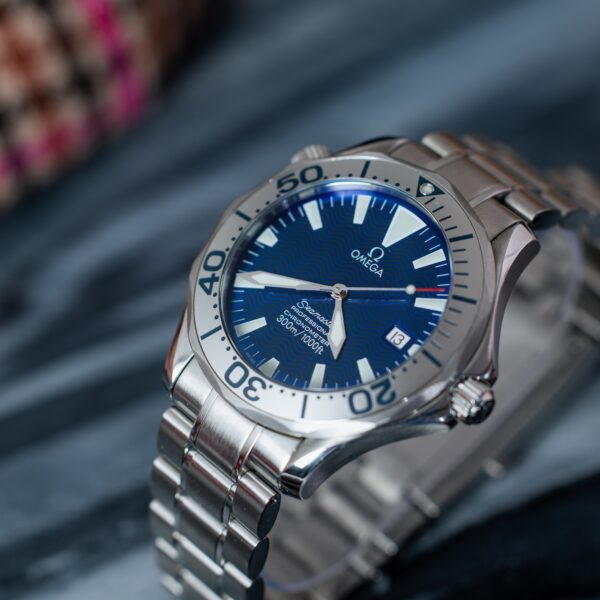 Omega Seamaster Professional 300M – Electric Blue – Ref. 2255.80.00
