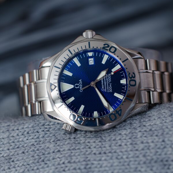Omega Seamaster Professional 300M – Electric Blue – Ref. 2255.80.00