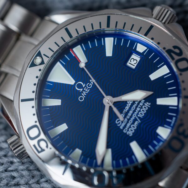 Omega Seamaster Professional 300M – Electric Blue – Ref. 2255.80.00