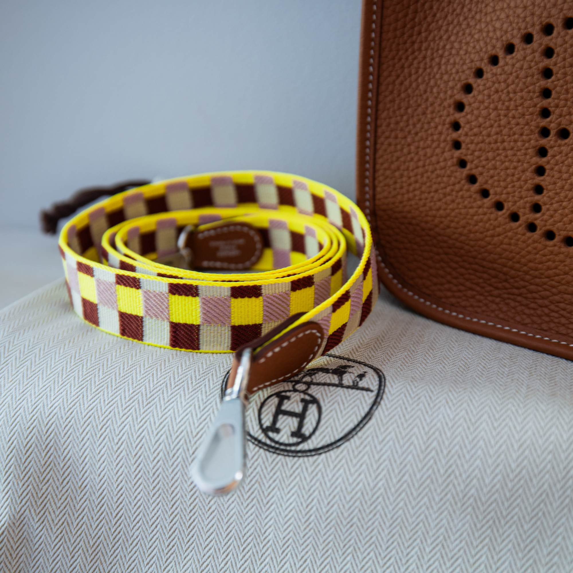 Hermès Evelyne 16 Gold Taurillon Clemence